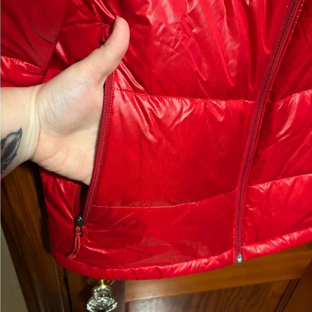 COLUMBIA Women’s 650 Turbo Down Omni-Heat Red Puffer Jacket Coat Size Medium - Picture 3 of 7